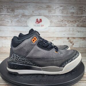 Jordan 3 Retro 2023 Kids 2Y Mid Fear Pack Black Orange Athletic School Shoes